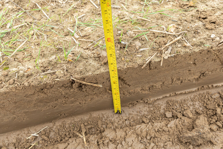 Plough working depth