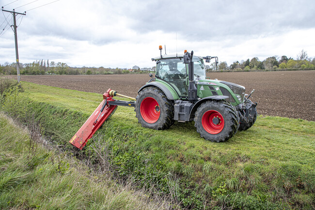 Kverneland UK Customer: Simon Farrow, FHP Plus 3