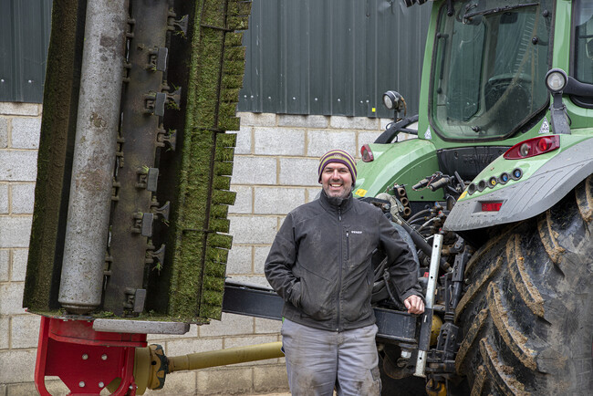 Kverneland UK Customer: Simon Farrow, FHP Plus