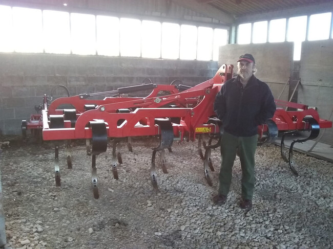 Trevor Gash Kverneland 4m Turbo Fold customer UK
