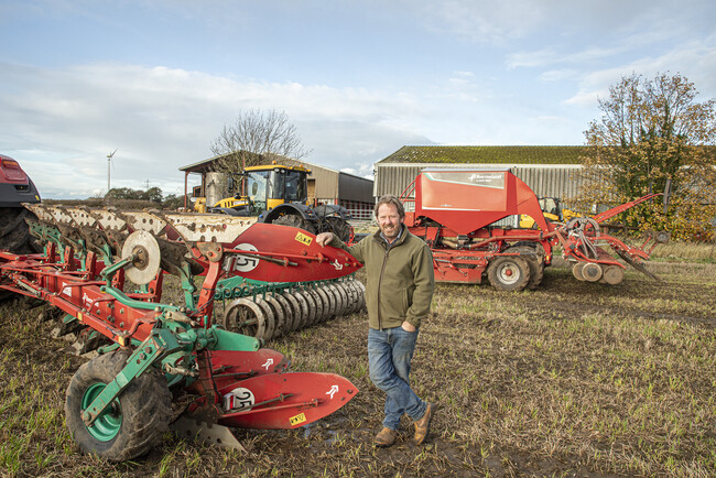 Julian Floyd 6m Kverneland u-drill customer UK