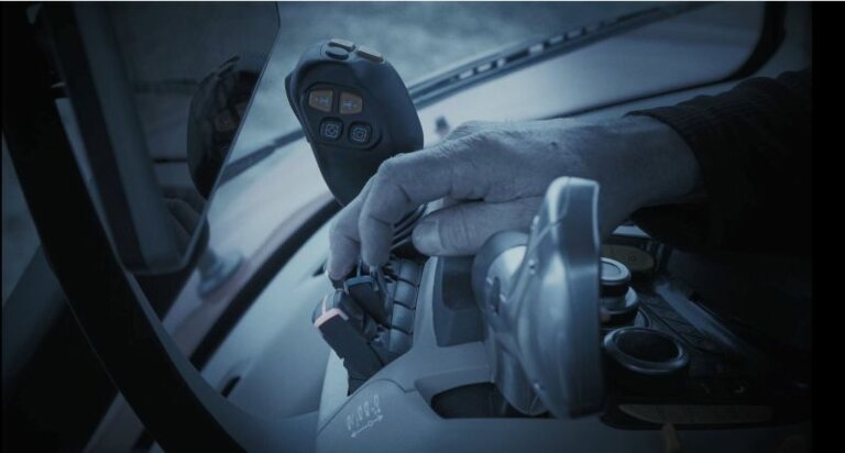 In-Furrow-On-land-h3949ncfjk